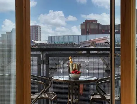 The Chambers Лидс