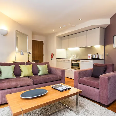 Апартаменты The Chambers *