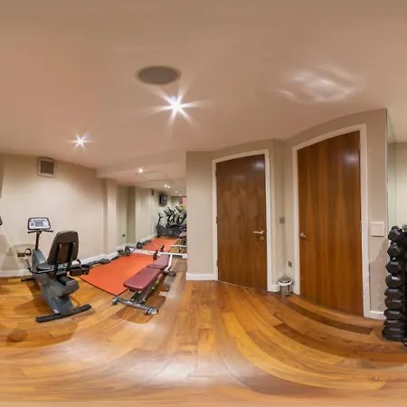 Апартаменты The Chambers