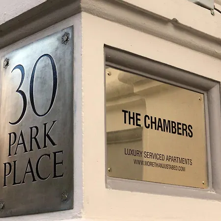Апартаменти The Chambers *