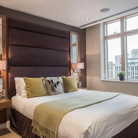 Апартаменти The Chambers *