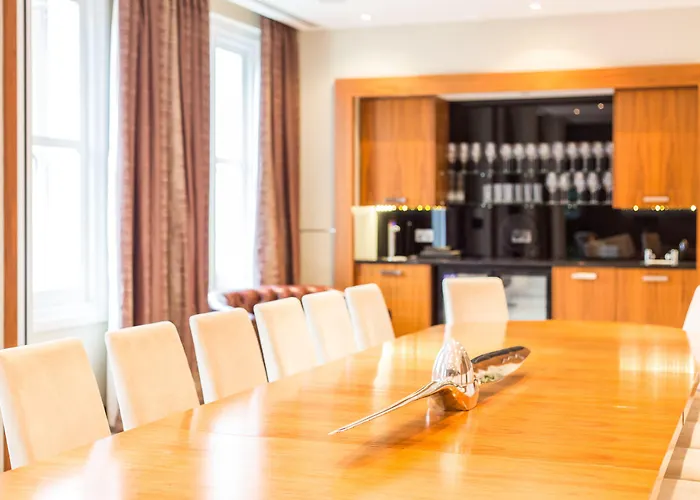 ذا تشامبرز *