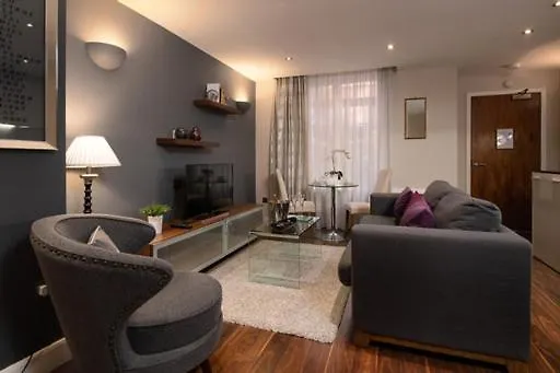 The Chambers Лідс